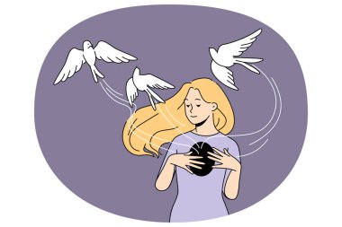 Göğsünden kuşlar çıkan mutlu genç kadın depresyon ve endişeden kurtulur. Sakin gülümseyen kız psikolojik ya da zihinsel sorunların üstesinden gelir. Sağlık ve psikoterapi. Vektör illüstrasyonu.