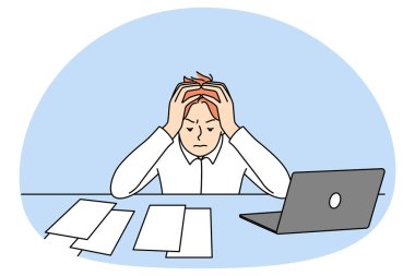 Mutsuz iş adamı dizüstü bilgisayarlı ve mali sorunları olan sanat masasında oturuyor. Stresli adamın iş yerinde borcu ve maddi sorunları var. Vektör illüstrasyonu.