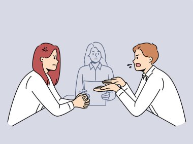 Karı koca, boşanma evrakları dosyalanırken avukat ofisinde ilişki tartışması yapıyor. Evli çift anlaşmazlığı çözmek ve mal paylaşımına yardım etmek için avukata başvurdu.