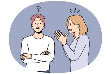 Öfkeli genç bir kadın, aile içi yanlış anlaşılmalara karışmış sinirli bir adama ders veriyor. Kızgın eş, mutsuz kocayı azarladı. Ayrıl ve dövüş. Vektör illüstrasyonu.