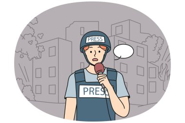 Koruyucu giysili ürkek erkek muhabir savaş bölgesinden canlı yayın yapıyor. Kasklı stresli muhabir savaş alanından gizli haberler veriyor. Vektör illüstrasyonu.