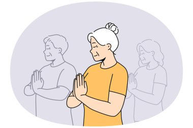 Dua eden yaşlı kadın grup derslerinde yoga yapıyor. Mutlu, sakin, meditasyon yapan yaşlı büyükanne yoga stüdyosunda sağlıklı bir yaşam sürüyor. Vektör illüstrasyonu.