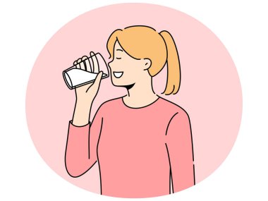 Camdan süt içen gülümseyen kız. Mutlu kadın kalsiyum ve beslenme organik diyet için süt ürünlerinden hoşlanıyor. Vektör illüstrasyonu.