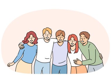 Bir grup lise öğrencisi sarılıp gülüyor, akranları ve sınıf arkadaşlarıyla arkadaş olmanın keyfini çıkarıyorlar. Mutlu gençlerden oluşan bir ekip reklam hizmetleri ekranına bakıyor.