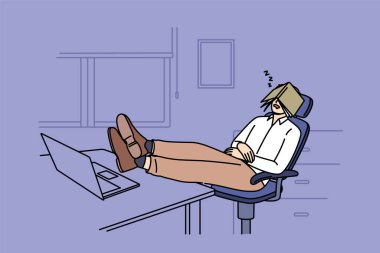 Adam ofiste uyuyor ve bacakları masanın üstünde, yüzünü günlükle örtüyor, tembelliği gösteriyor. Şirkette motivasyon eksikliği ve KPI göstergeleri nedeniyle işyerinde uyuyan tembel memur