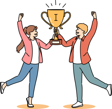 İki okul çocuğunun ortak zaferi, entellektüel oyuna katıldıkları için neşeyle altın kupa tutmaları. Turnuvadan zaferle dönen çocukların ortak zaferi.