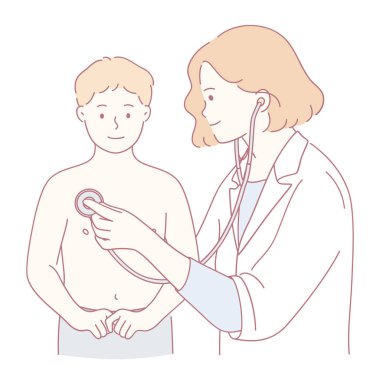 Bir doktor, dostça bir sağlık ortamında steteskop kullanan bir çocuğu dikkatlice muayene eder.