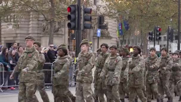 Londres Reino Unido 2022 Soldados Marchando Lord Mayors Show — Vídeo de Stock