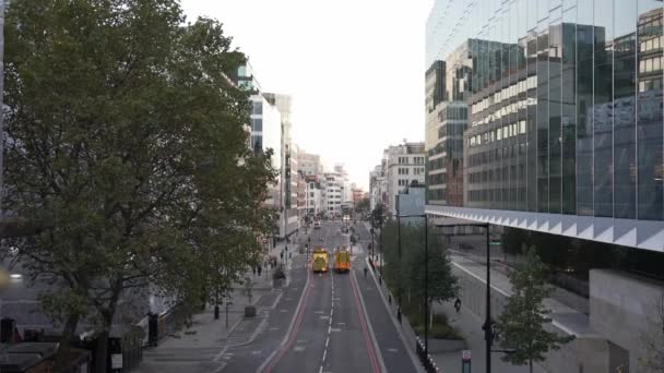 Londra Ngiltere 2022 Acil Durum Işıkları Açıkken Londra Yolu Kapatan — Stok video