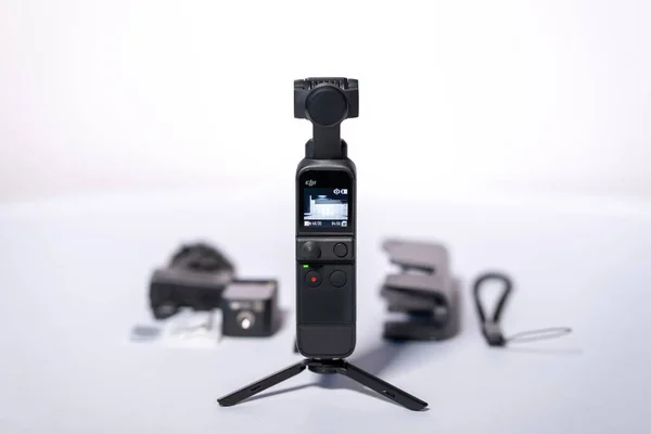 London 2022 Pocket Size Extremely Portable Dji Pocket Vlogging Camera 스톡 사진
