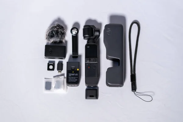 London 2022 Pocket Size Extremely Portable Dji Pocket Vlogging Camera 로열티 프리 스톡 이미지