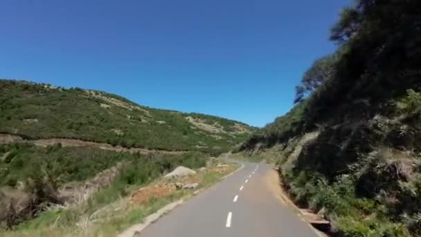 Madeira Portugal 2023 Rijden Door Een Heuvelweg Madeira Eiland Zonnige — Stockvideo