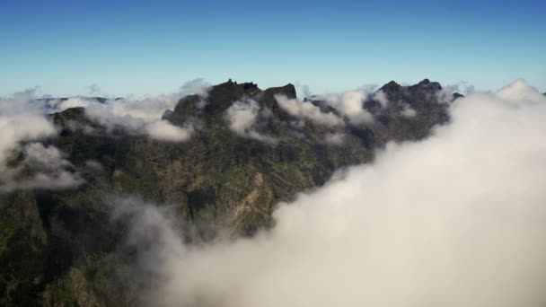 Madeira Portugal 2023 Vistas Deslumbrantes Drones Aéreos Zona Montanhosa Perto — Vídeo de Stock