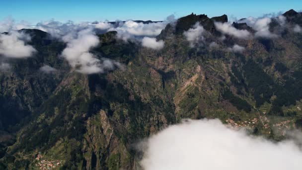 Madeira Portugal 2023 Atemberaubende Drohnenaufnahmen Der Bergregion Bei Curral Das — Stockvideo