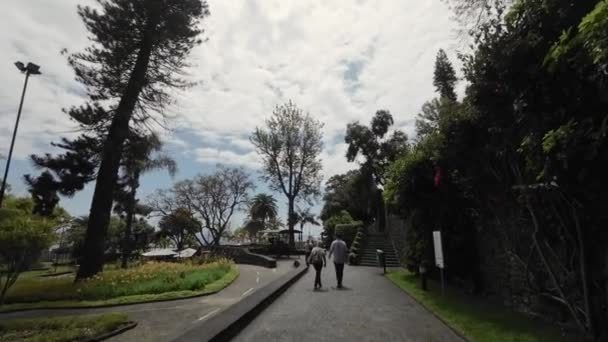 Madeira Portugal 2023 Caminhando Pelo Belo Parque Santa Catarina — Vídeo de Stock