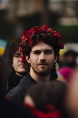 Londra - İngiltere - 2025.02.22 Destekçiler, Rusya 'nın tam ölçekli Ukrayna işgali olarak üçüncü yıldönümü münasebetiyle düzenlenen gösteride