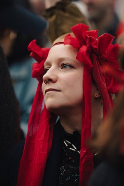 Londra - İngiltere - 2025.02.22 Destekçiler, Rusya 'nın tam ölçekli Ukrayna işgali olarak üçüncü yıldönümü münasebetiyle düzenlenen gösteride