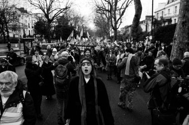 Londra - İngiltere - 2025.02.22 Destekçiler, Rusya 'nın tam ölçekli Ukrayna işgali olarak üçüncü yıldönümü münasebetiyle düzenlenen gösteride