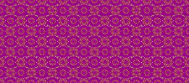 Küçük bir alan derinliği. Altın elementli desen. Klasik mobilya tarzı. Lüks mobilyalar. Mor, pembe ve kahverengi, altın kaplamalı. Oyma. Patina. Kusursuz ahşap oymacılığı.