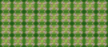 Çiçek süsü kumaş deseni, cam, çiçek desenli metal yeşil, nötr ve bej renklerinde altın elementler. Klasik raster altın pürüzsüz desen.