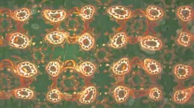 Renkli unsurlarla hareketli arka plan görüntüleri. Çiçekler. Eski model. Bayrak tarzı. Video kaydı. Şablon. Döngü. Kusursuz..