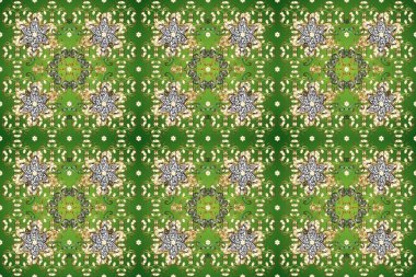 Damask arkaplanı. Barok tarzında altın çiçekli süs. Altın çiçekli, pürüzsüz desen. Yeşil, nötr ve bej renklerde altın element.