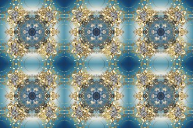 Geleneksel altın sarısı desenli mavi, nötr ve gri renklerde altın elementler. Barok tarzında kusursuz bir doğulu süsü..