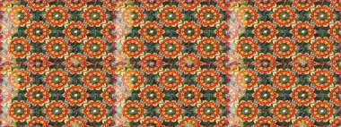 Altın antika ortaçağ dekoratifi, yapraklar ve turuncu renklerde altın desenli süslemeleri olan dikişsiz bir şablon. Kusursuz kraliyet lüksü, altın barok kumaş rengi..