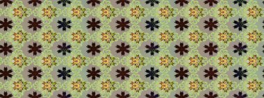 Tarafsız renklerde çiçekler. Çiçekli karalama şeklinde Raster çiçek deseni. Yumuşak, bahar çiçekli arka plan.