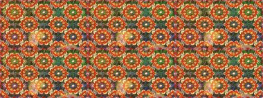 Barok tarzında kusursuz bir doğulu süsü. Geleneksel klasik raster altın pürüzsüz desen. Kahverengi renklerde altın elementler.