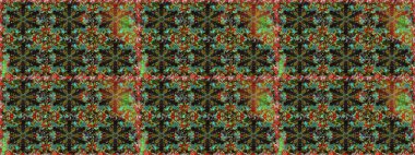 Kahverengi renklerde ve altın elementlerle geleneksel altın sarısı desen. Barok tarzında kusursuz bir doğulu süsü..