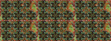 Noel, kar tanesi, yeni yıl. Kahverengi renklerde, altın elementlerle kusursuz klasik desen. Kahverengi renklerde, altın elementlerle altın pürüzsüz desen.