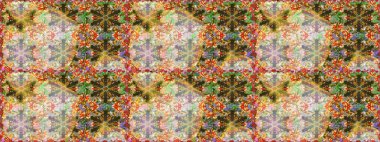 Tarafsız renklerde altın element. Lüks, kraliyet ve Viktorya dönemi konsepti. Klasik barok çiçekli, nötr yerine altın desenli. Süslü raster dekorasyonu.