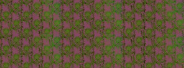 Bir sürü yeşil ve mor soyut çiçekli tropik eskiz deseni. Küçük çiçekteki sevimli çiçek deseni. Varyete yeşili ve mor raster çizimi.