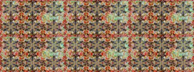 Klasik oryantal desen gri renklerden üstündür. Geleneksel raster ve altın desen. Damask pürüzsüz süsü.