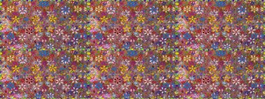 Kahverengi renklerde bahar çiçekleri. Yaprak ve çiçeklerin suluboya boyası, kahverengi renklerde pürüzsüz desen. Raster illüstrasyonu.