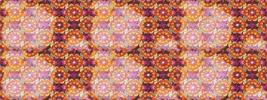 Kusursuz kraliyet lüksü, altın barok kumaş rengi. Altın antika ortaçağ dekoratifi, yapraklar ve turuncu renklerde altın desenli süslemeleri olan dikişsiz bir şablon..