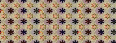 Eskiz modeli etnik tasarım. Yatak çarşafları, ceket, paket tasarımı, kumaş ve moda kavramları için tekstil baskısı. Çiçekleri, deniz kabukları, mandalaları ve suluboya efektleri olan deniz altyapısı.