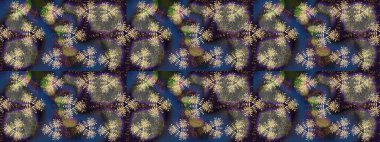 Çiçek desenli eskiz. Gri ve kahverengi renkli çiçekler. Tişört baskısı için çiçek boyama rasteriName.