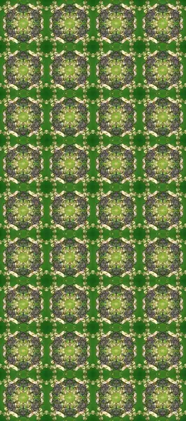 Yeşil, gri ve bej renklerde altın rengi ve altın elementler. Yeşil, gri ve bej renklerde, altın elementlerle kusursuz klasik desen. Noel, kar tanesi, yeni yıl.