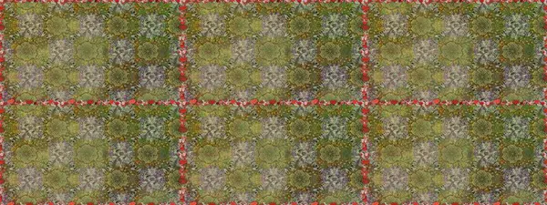 Çiçekli, suluboya desenli kusursuz çiçek deseni. Küçük çiçekte güzel bir çiçek deseni var. Raster deseni.