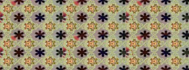 Tarafsız ve gri renklerde çiçekler. Küçük çiçekte sevimli çiçek deseni var..