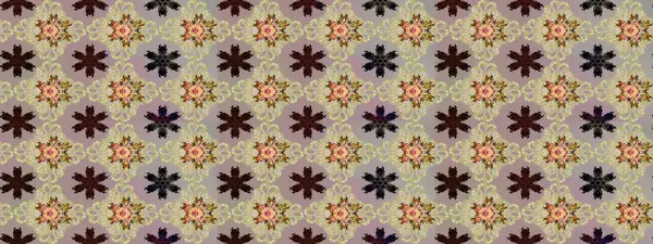 Asya tekstil tarzında. Raster illüstrasyonu. Kusursuz çiçek deseni. Raster illüstrasyonu. Çiçekler bej ve nötr renklerde.