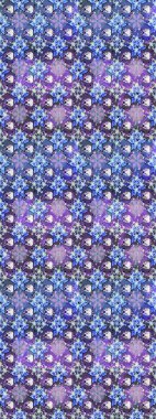 Parmak izi, kumaş, duvar kâğıdı, tekstil için raster dokusu. Renkli grunge, soyut arkaplanı kolomavi ve mor çiçeklerle süslüyor. İşlemeli çiçek desenli..