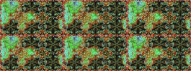 Klasik raster sarısı, kusursuz desen. Çiçek süsü kumaş deseni, cam, çiçek desenli metal altın elementli yeşil renkte.