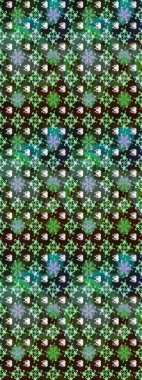 Parmak izi, kumaş, duvar kâğıdı, tekstil için raster dokusu. Renkli grunge soyut arkaplanı koloyeşil çiçeklerle süslüyor. Nakış desenli çiçek deseni..