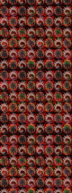 Suluboya elle çizilmiş çiçek desenli eskiz deseni. Parlak renkli fantezi çiçekleri, yapraklar, kahverengi renkli tomurcuklar, kahverengi.