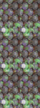 Çiçekli karalama şeklinde Raster çiçek deseni. Gri renkli çiçekler. Nazik, narin çiçek arkaplanı.