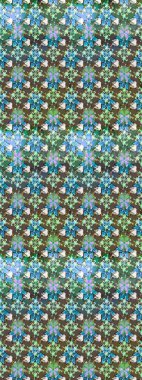 Hoş bir çiçek geçmişi var. Küçük bir çiçekte eskiz deseni. Güzel kumaş deseni. Raster illüstrasyonu.