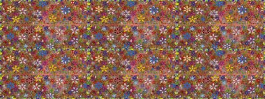 Kahverengi ve yeşil renklerde etnik çiçeklerle kusursuz bir desen. Raster Çiçek İllüstrasyonu güzel tekstil..